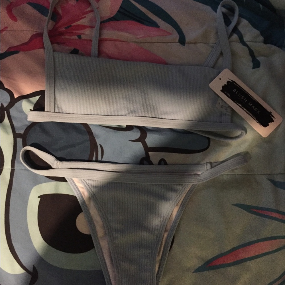 Blush mark bikini
